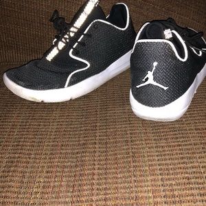 Jordan eclipse tennis
